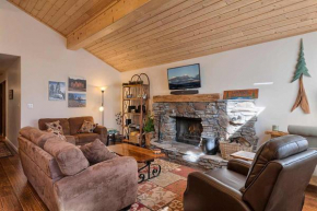 Knotty Pine Vacation Cabin